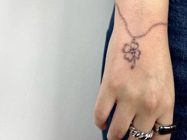 Folk Art Heart Wrist Bracelet